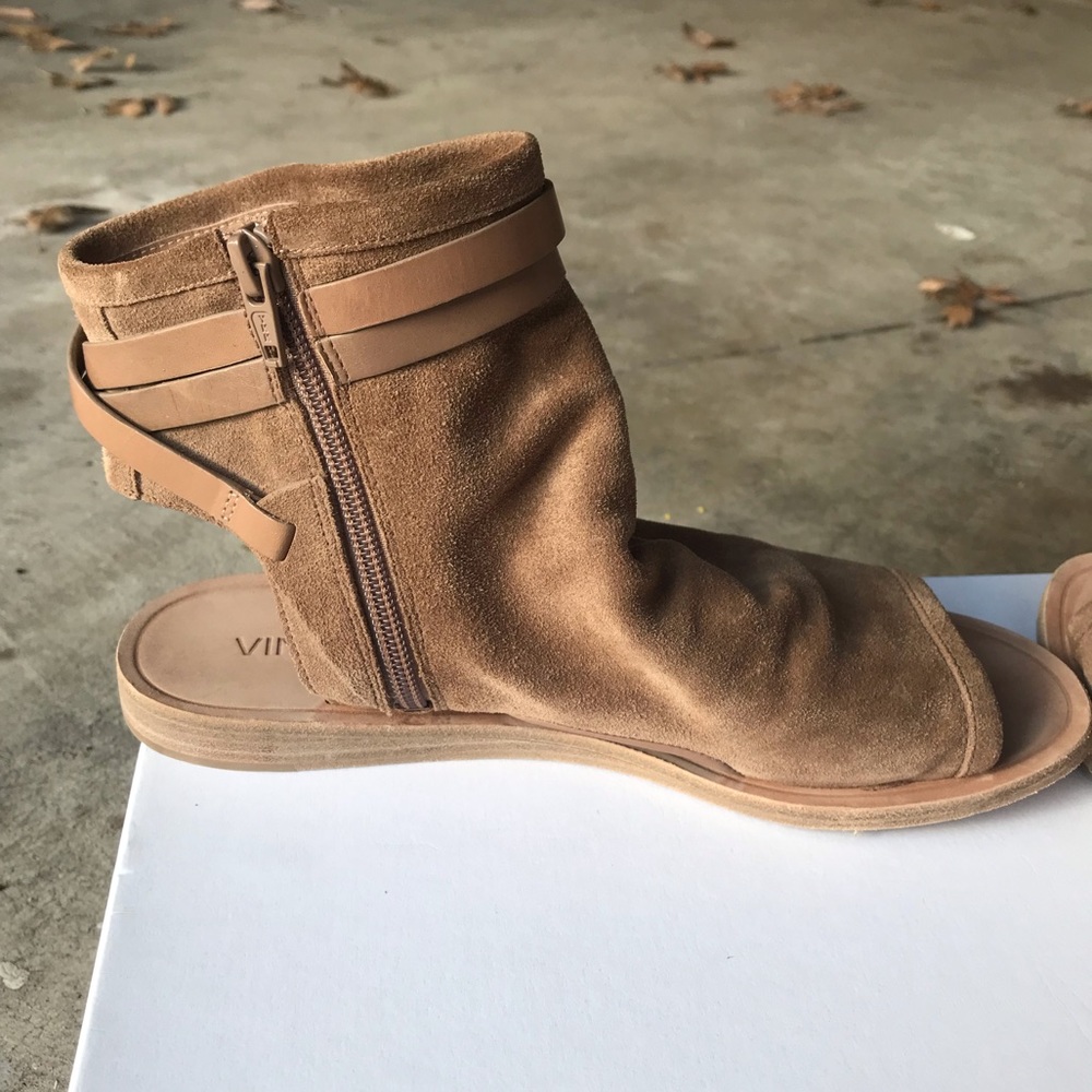 Vince Sand Thalia Sandals - Picture 7 of 9